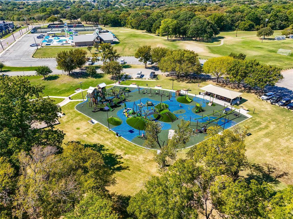 Sherman, TX 75092,1825 N Highland Avenue