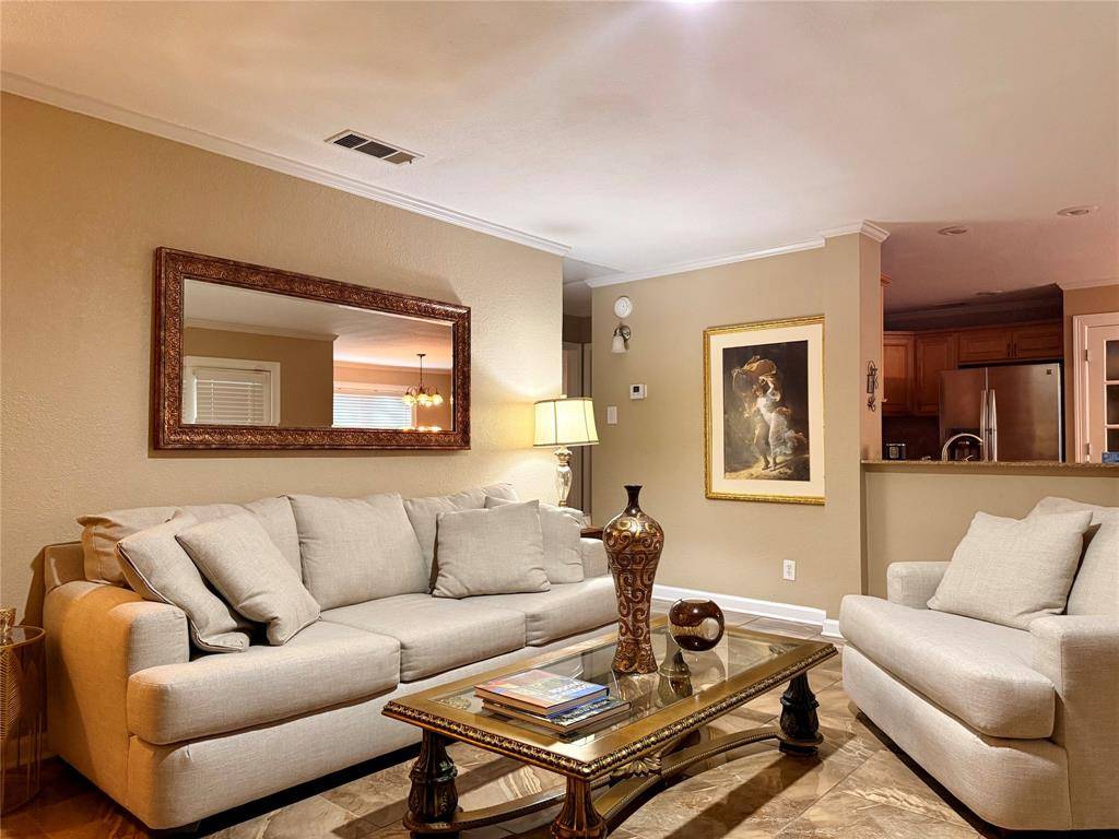 Arlington, TX 76011,1300 Memory Lane #5214