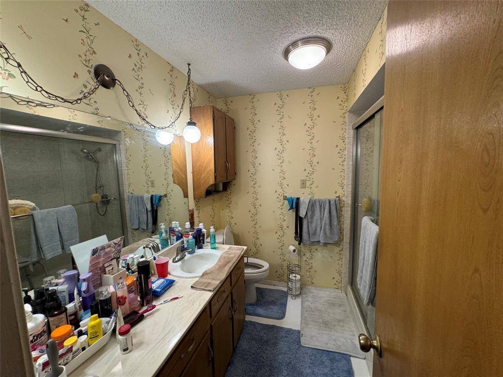 Ovilla, TX 75154,707 Buckboard Street