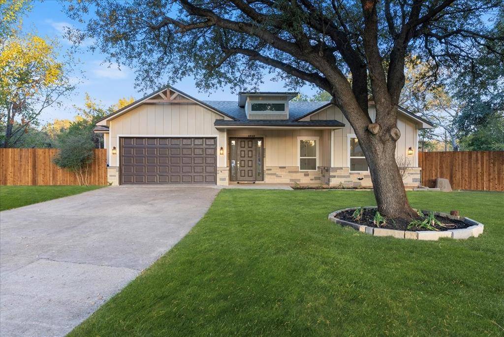 Double Oak, TX 75028,3801 Berry Hill Court