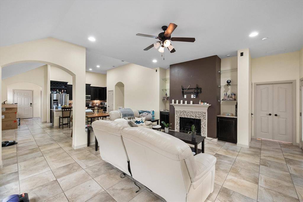 Mansfield, TX 76063,1200 Thicket Drive