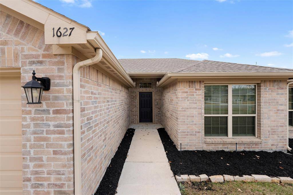 Azle, TX 76020,1627 Tanglewood Drive
