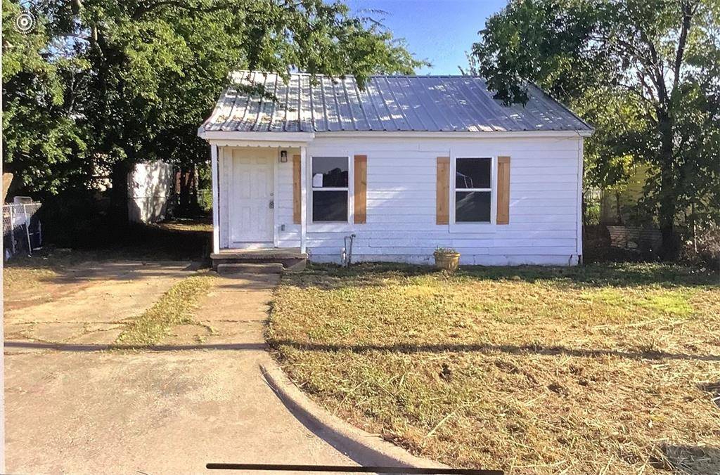 Mineral Wells, TX 76067,406 11th Street