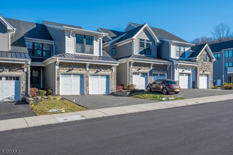 Denville Twp., NJ 07834,11 Swenson St