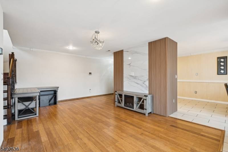 Sayreville Boro, NJ 08859,36 Farnham Sq