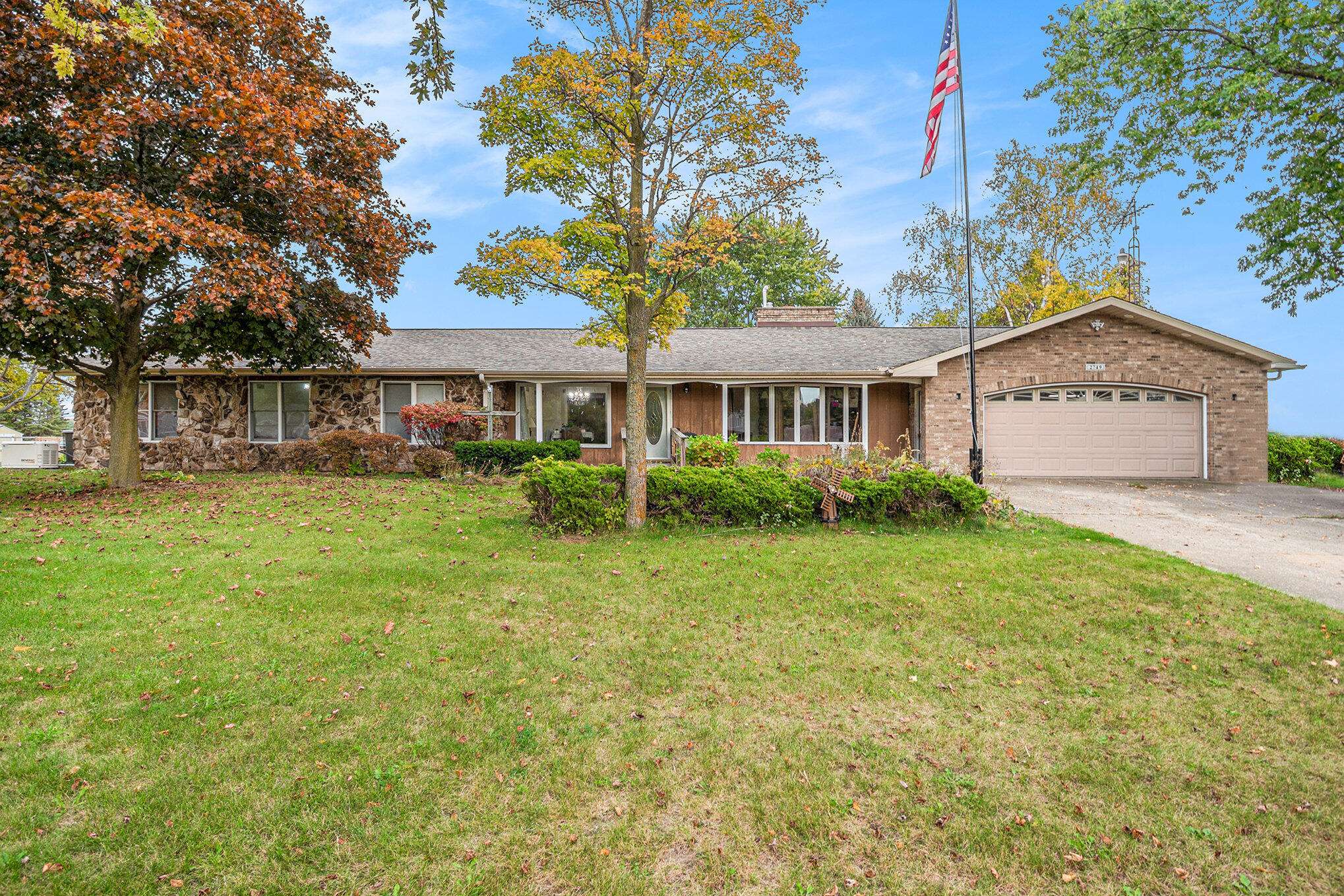 Auburn, MI 48611,2749 8 Mile RD