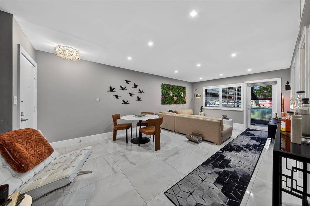 Wilton Manors, FL 33305,1930 NE 2nd Ave #L111