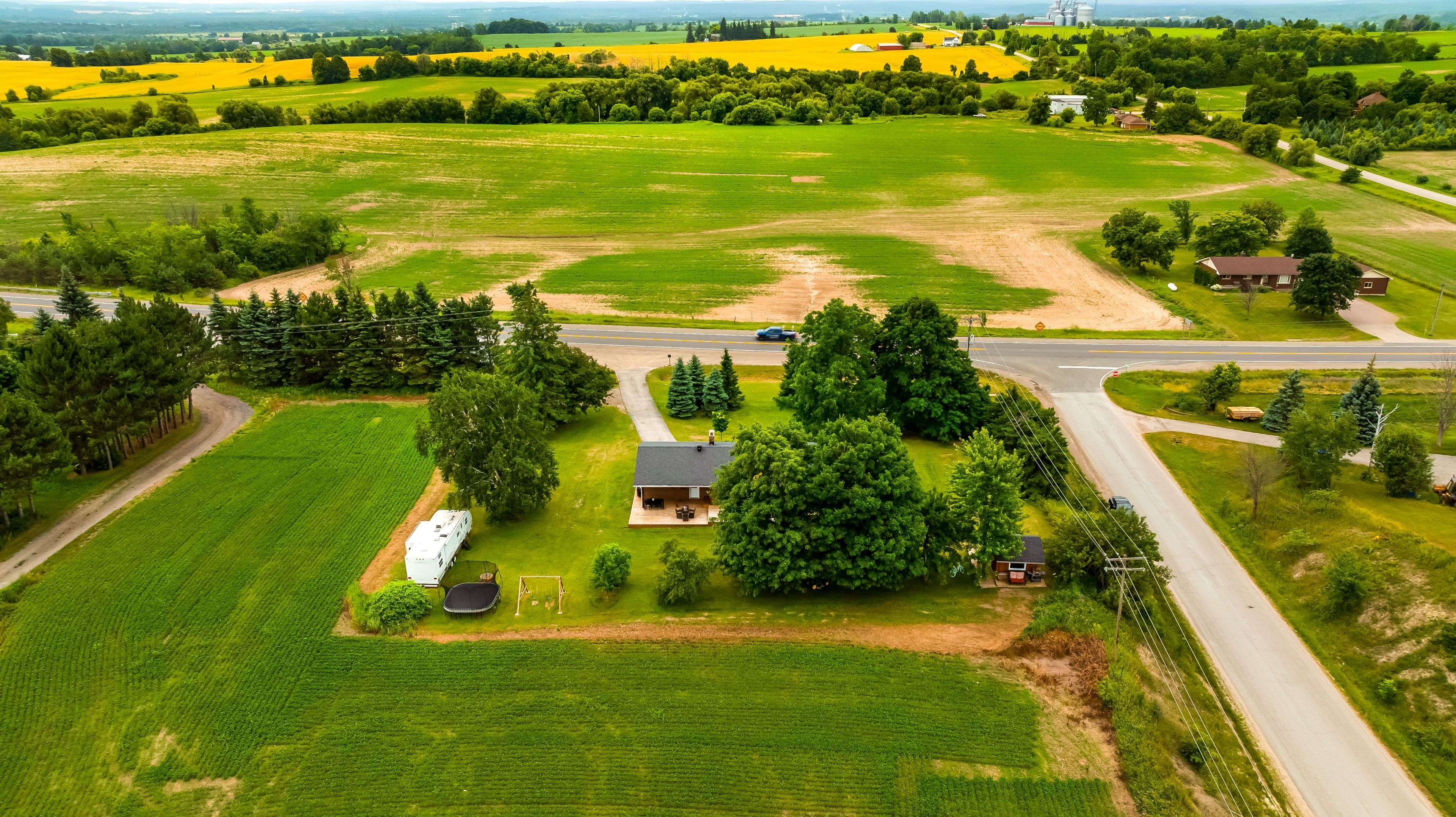 Adjala-tosorontio, ON L9R 1V1,8400 ON-89 HWY