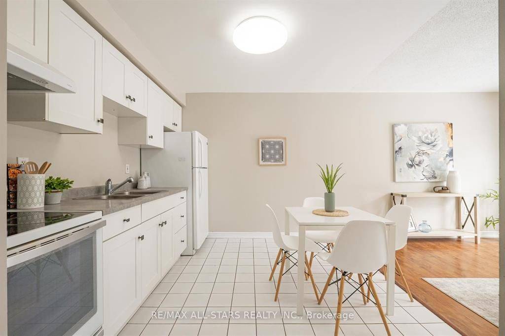 Uxbridge, ON L9P 1Y9,1 Testa RD #26