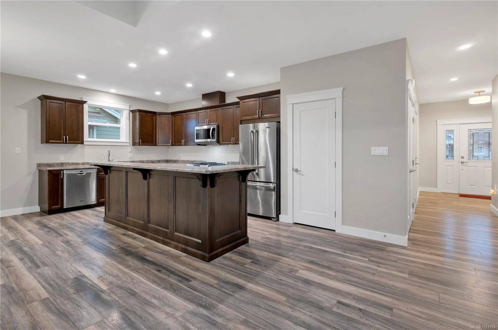 Campbell River, BC V9W 0A8,477 Legacy Dr