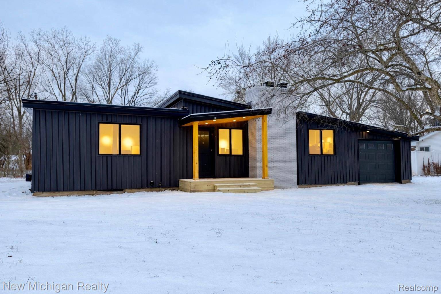 Clio, MI 48420,11413 Sunset DR