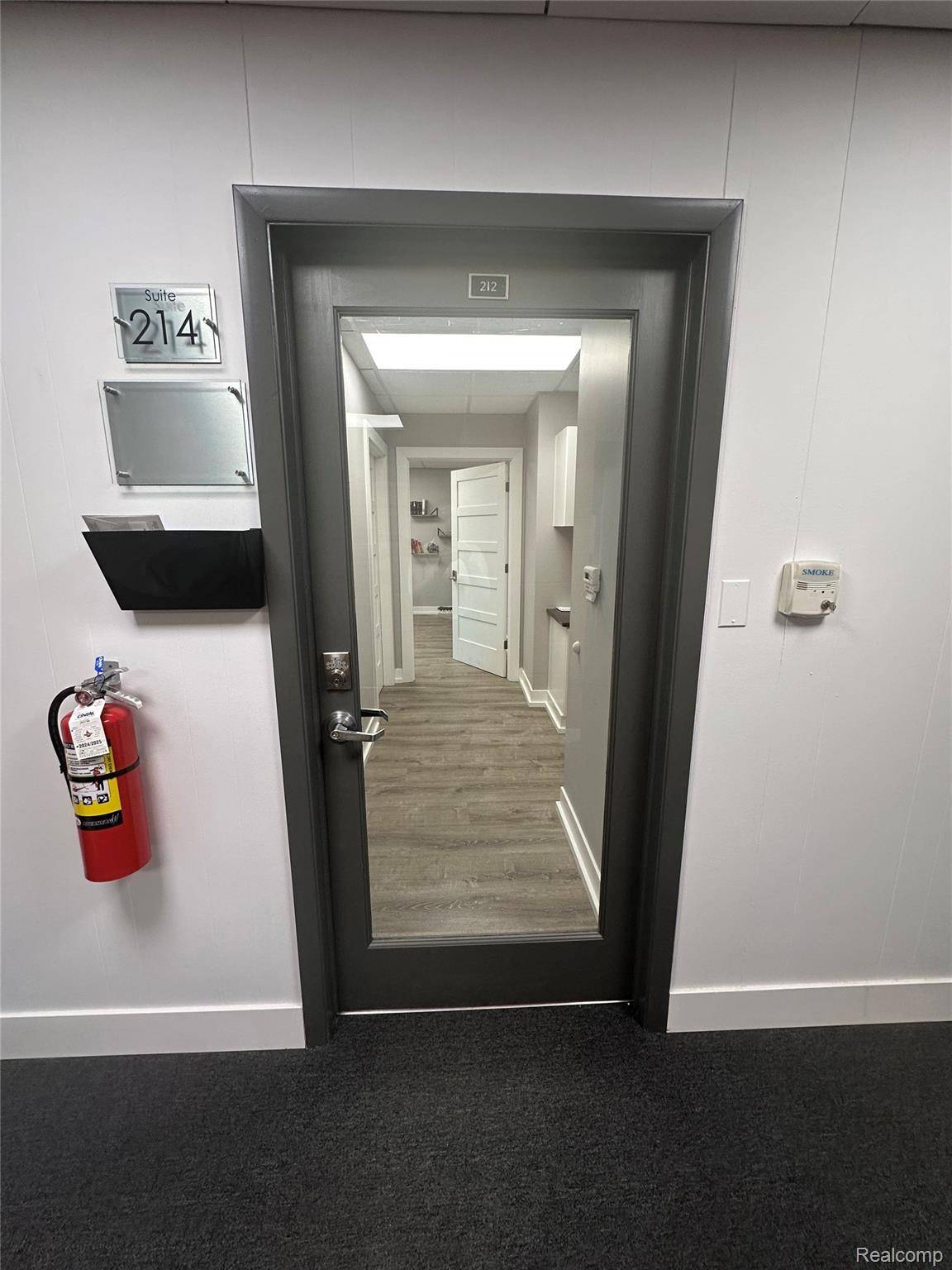 Birmingham, MI 48009,975 E. Maple RD #214