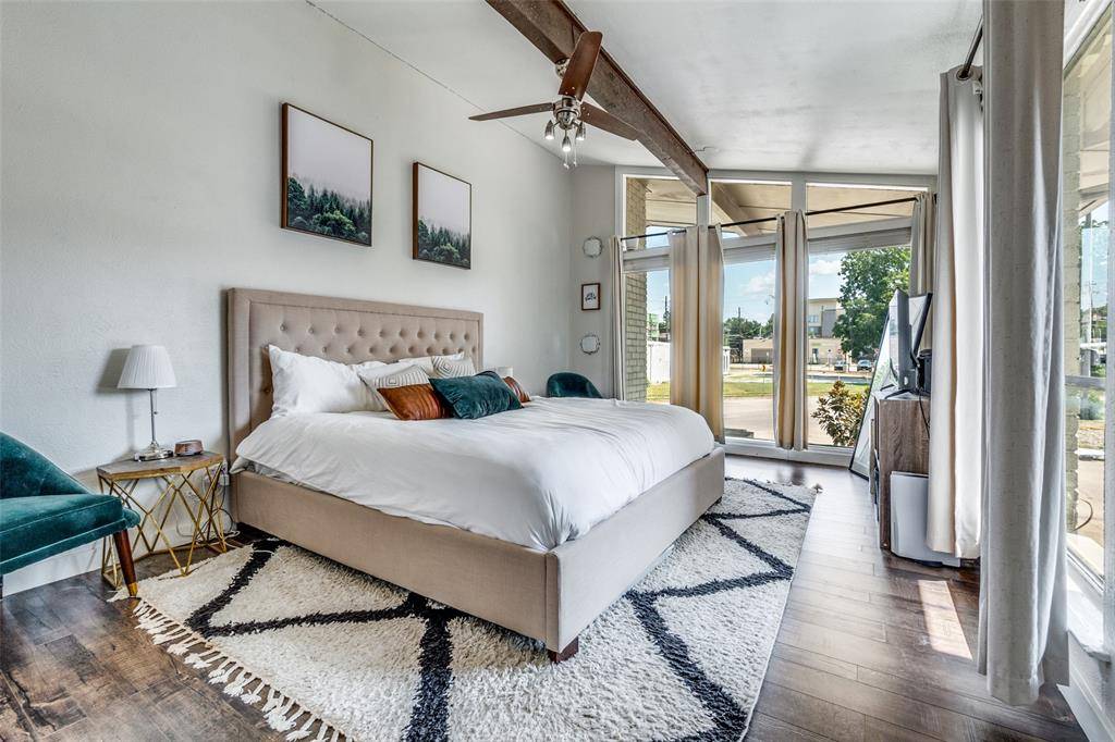 Dallas, TX 75219,4347 Dickason Avenue #110