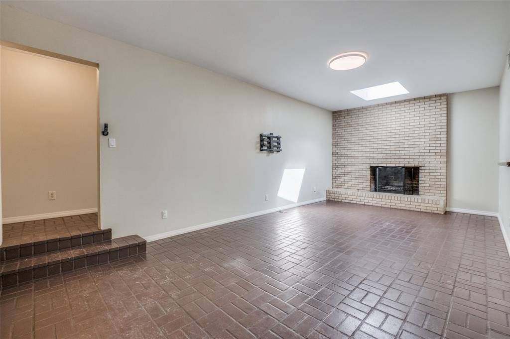 Dallas, TX 75230,7434 Wellcrest Drive