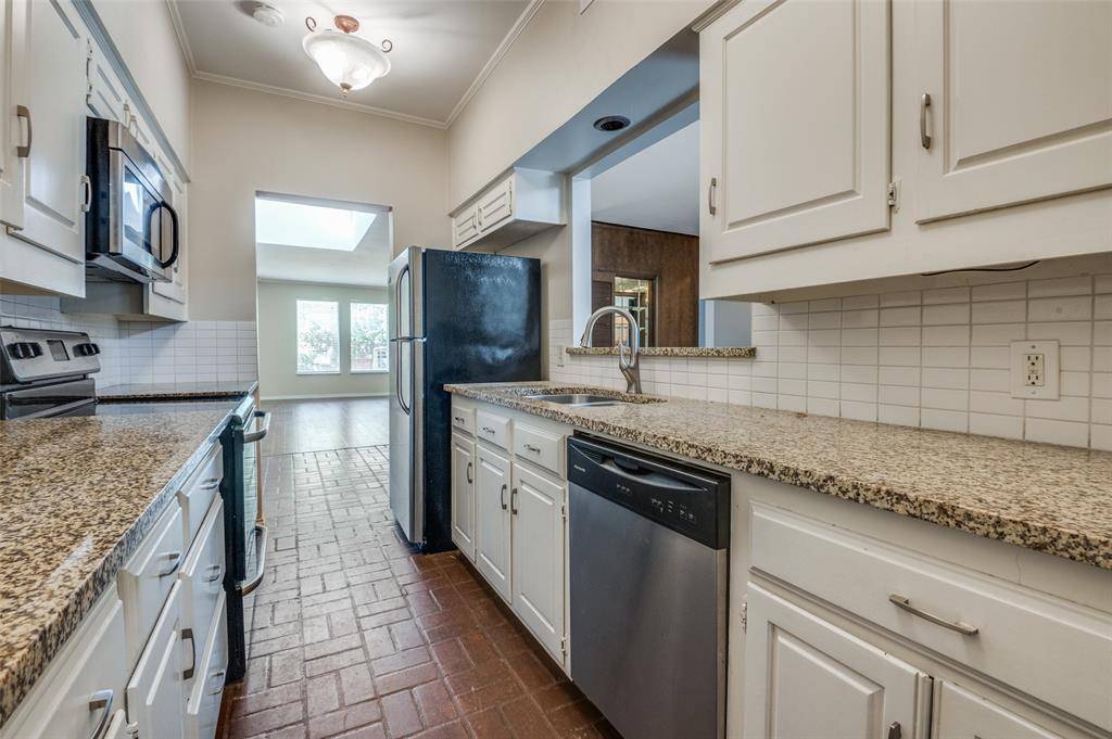 Dallas, TX 75230,7434 Wellcrest Drive