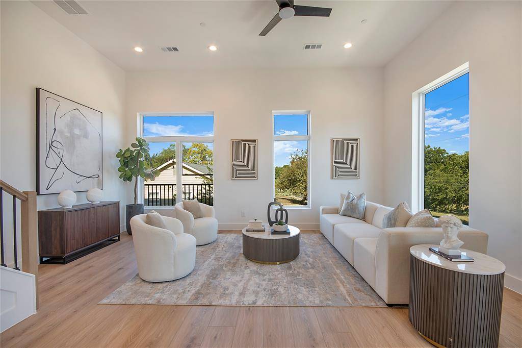 Dallas, TX 75219,2203 Hondo Avenue #106