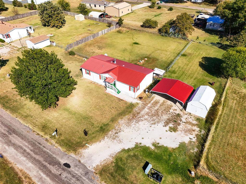 Southmayd, TX 75092,112 Pine Ridge Circle