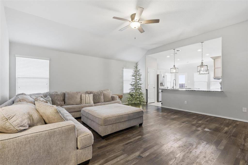 Fort Worth, TX 76140,10329 Kingspoint Boulevard