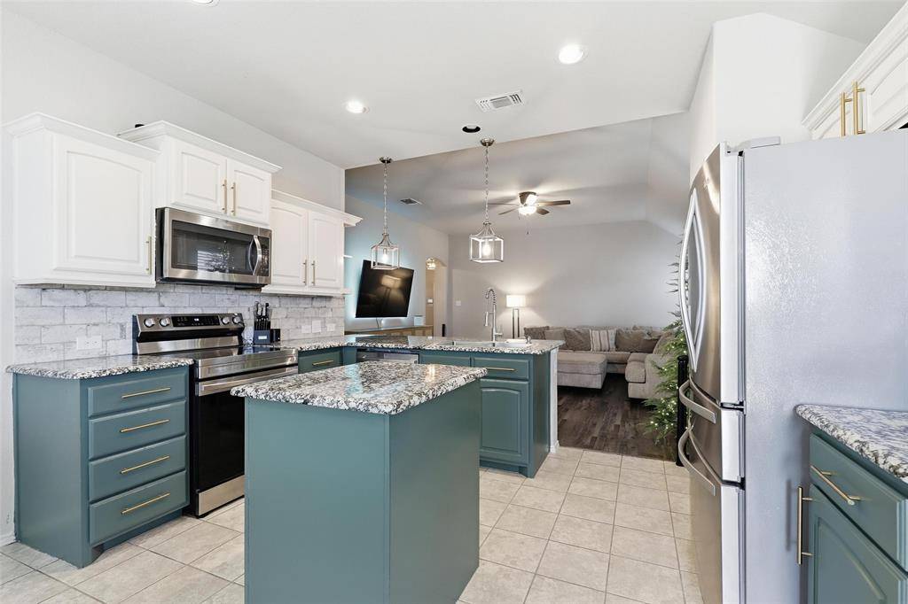 Fort Worth, TX 76140,10329 Kingspoint Boulevard