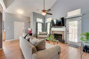 Arlington, TX 76001,6419 Valleybrooke Court