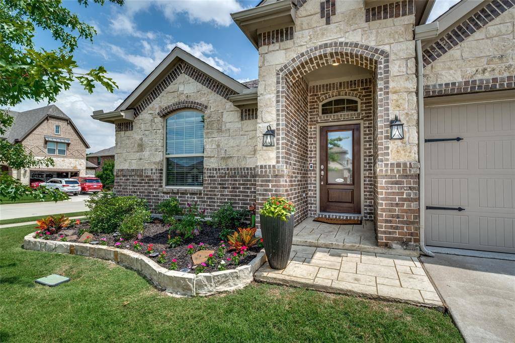 Little Elm, TX 75068,1364 Lake Grove Drive