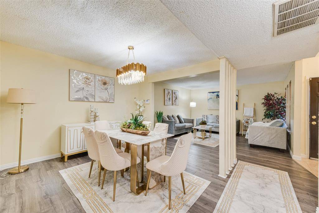 Richardson, TX 75081,527 Towne House Lane