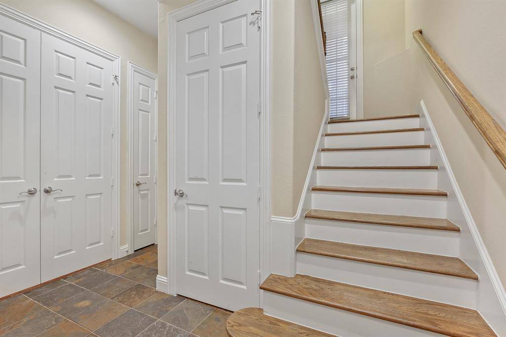 Dallas, TX 75206,5812 La Vista Drive