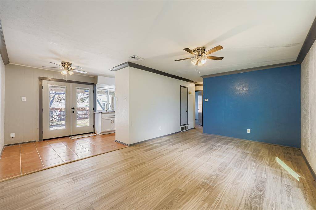 Dallas, TX 75217,7407 Gayglen Drive