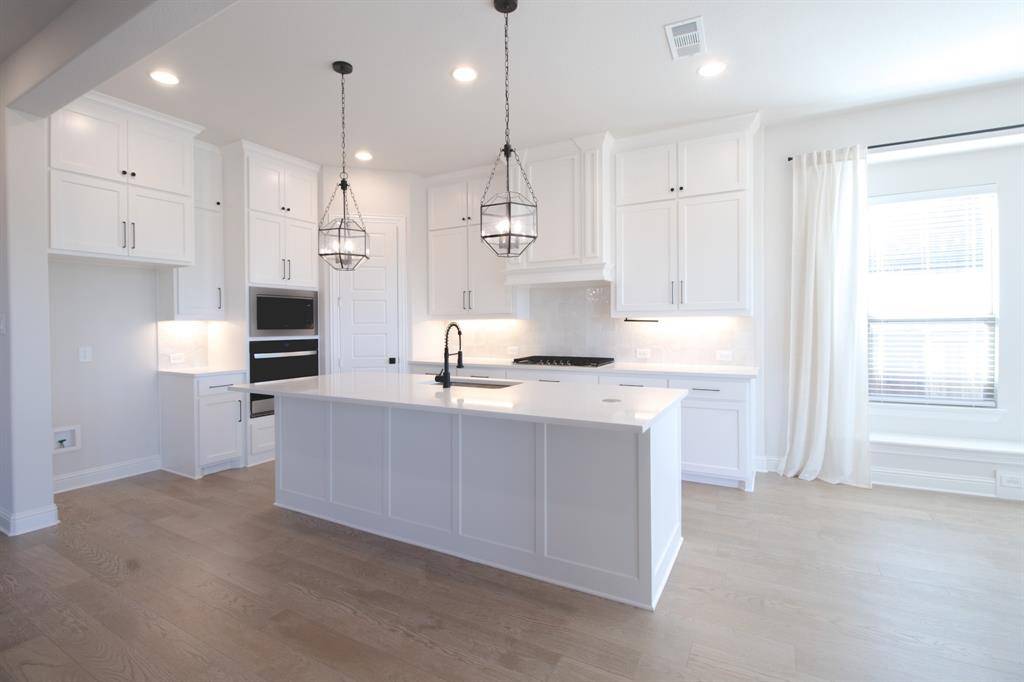 Mansfield, TX 76063,1624 Banded Ledge Drive