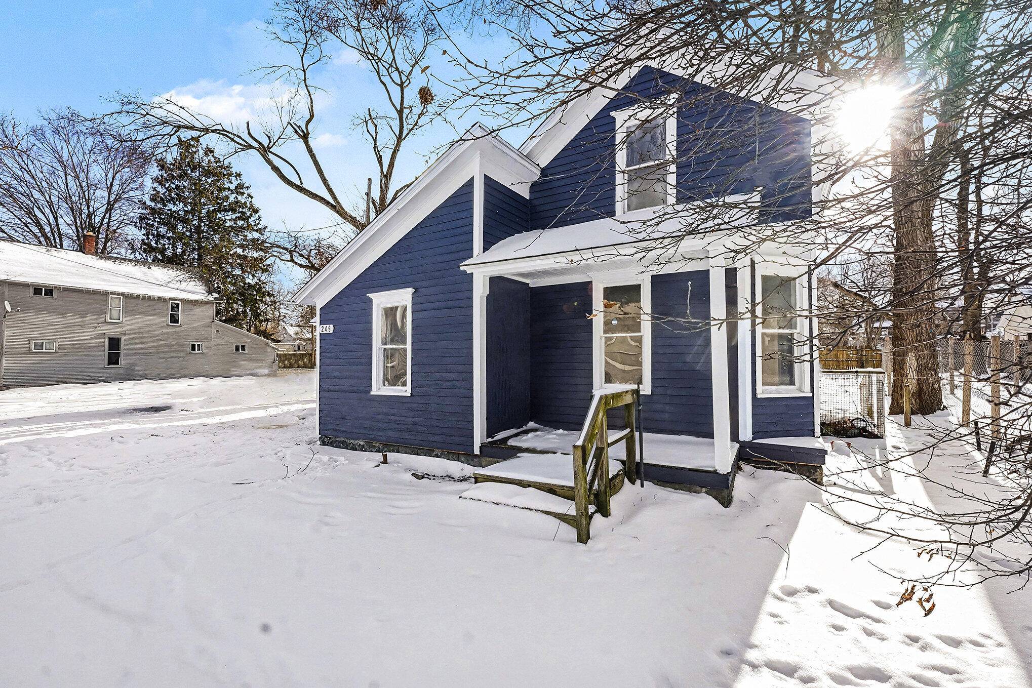 Muskegon, MI 49441,249 Washington AVE