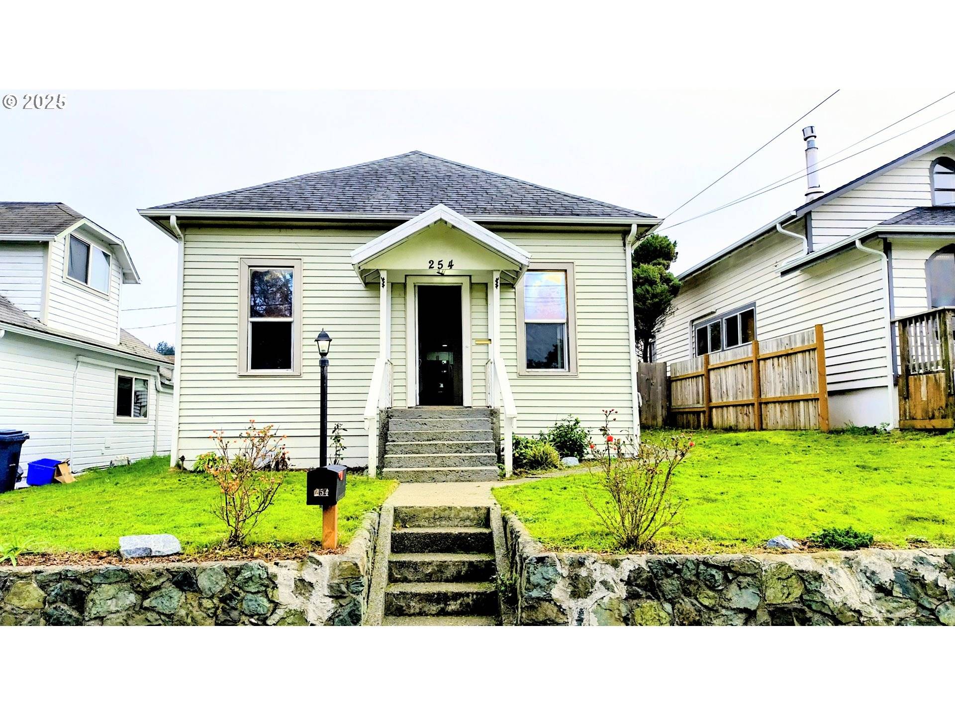 Coquille, OR 97423,254 N DEAN ST