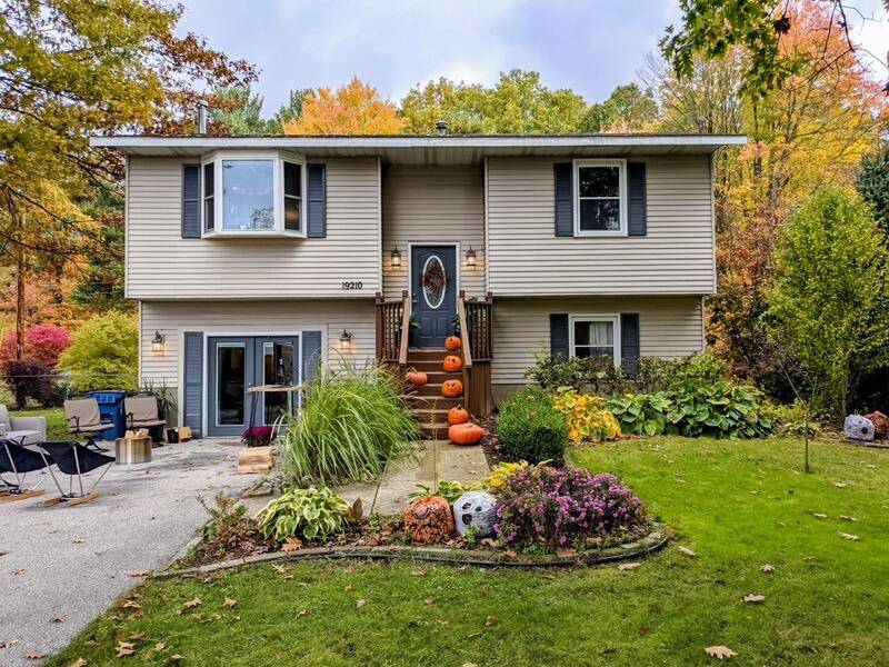 Spring Lake, MI 49456,19210 Glendale CIR