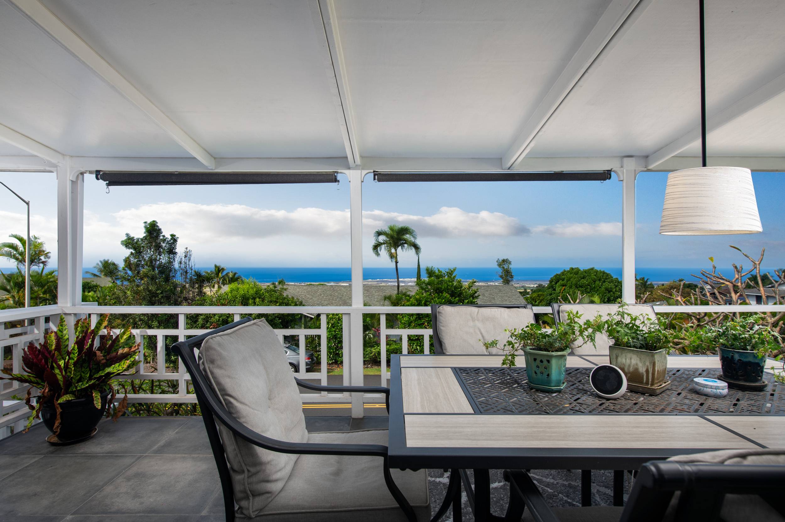 Kailua-kona, HI 96740,73-1238 KAIMINANI DR