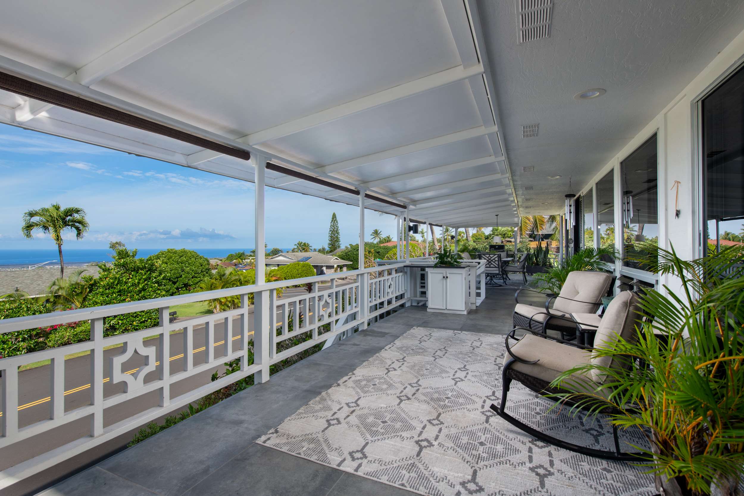 Kailua-kona, HI 96740,73-1238 KAIMINANI DR