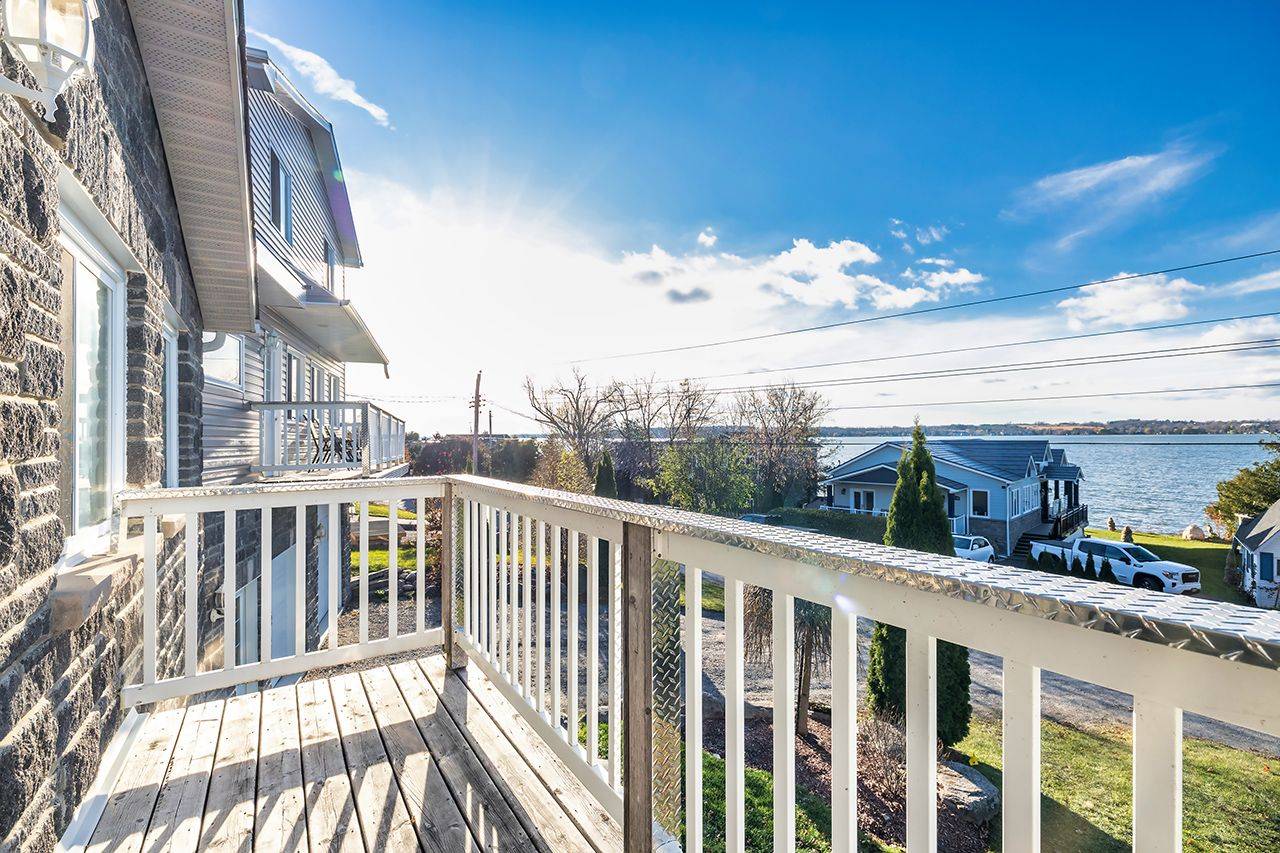 Scugog, ON L0B 1E0,64 Cedar Grove DR