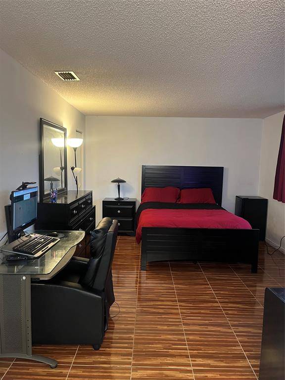 Cooper City, FL 33330,5172 SW 121st Ave #5172