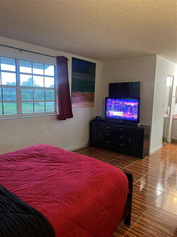 Cooper City, FL 33330,5172 SW 121st Ave #5172