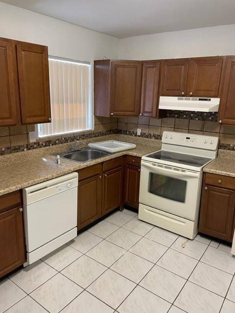 Coral Springs, FL 33065,8502 NW 35th St #1