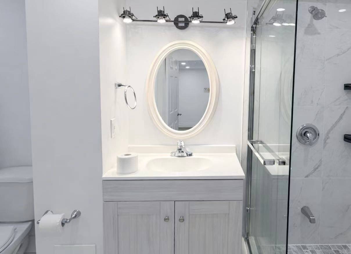 Markham, ON L6C 2X5,135 Warren Bradley ST #Bsmt