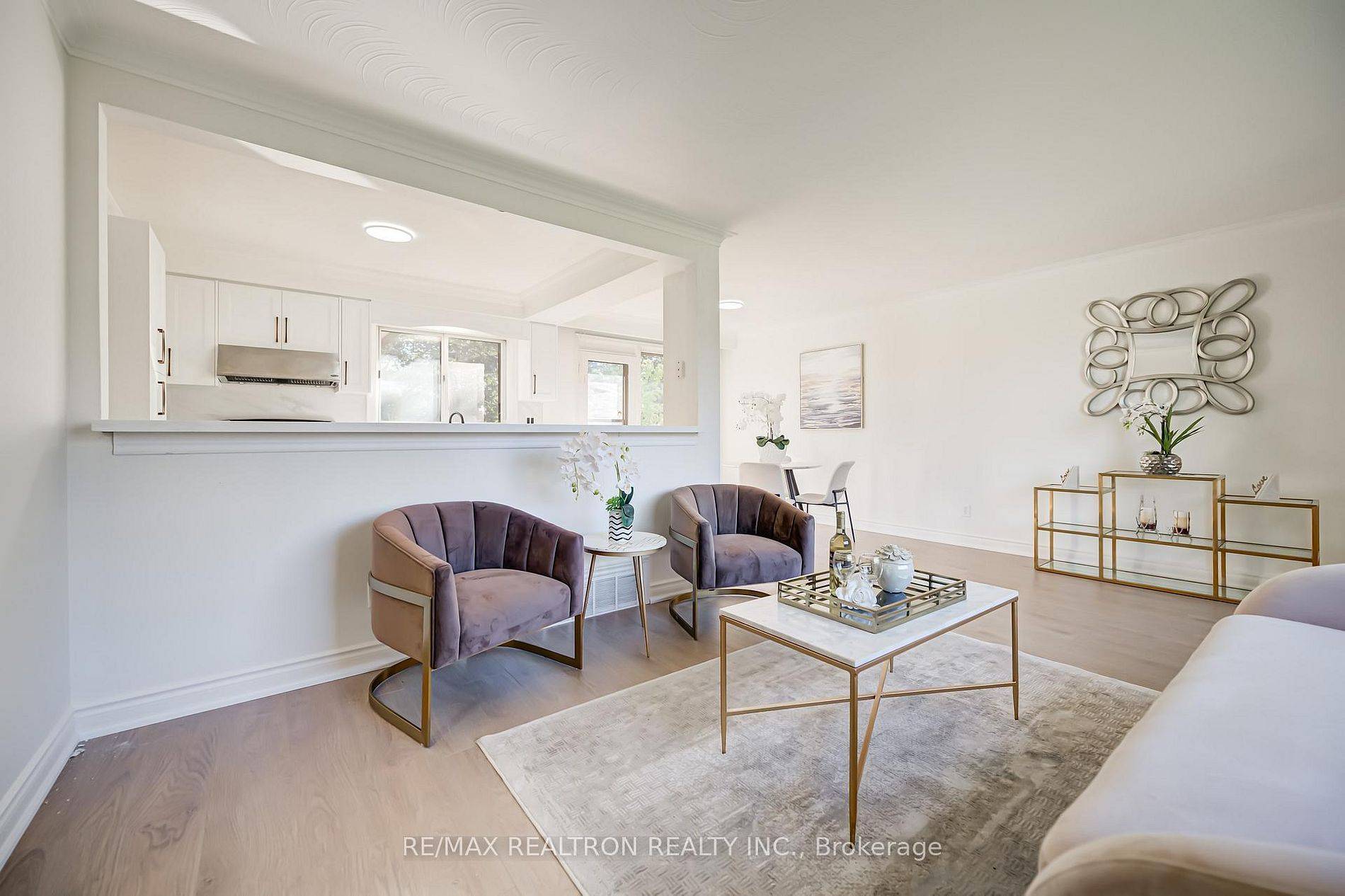 Richmond Hill, ON L4C 2E5,31 Sussex AVE