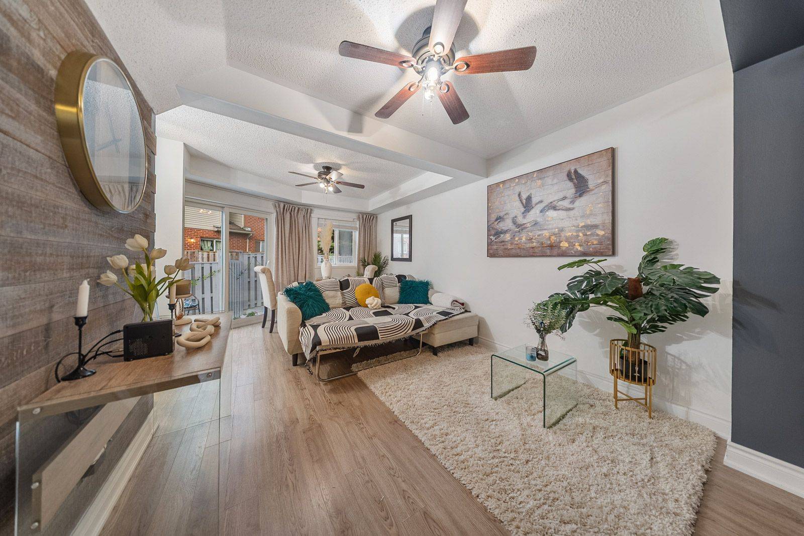 Brampton, ON L6X 4X6,19 Spadina RD