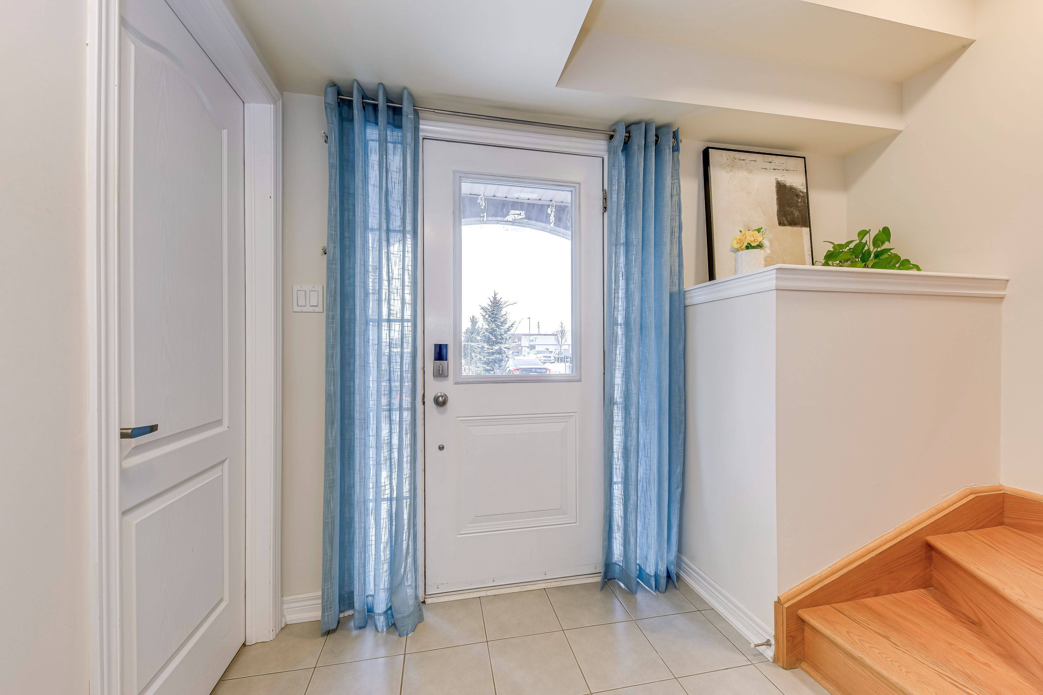 Oakville, ON L6M 0S4,2435 Greenwich DR #75