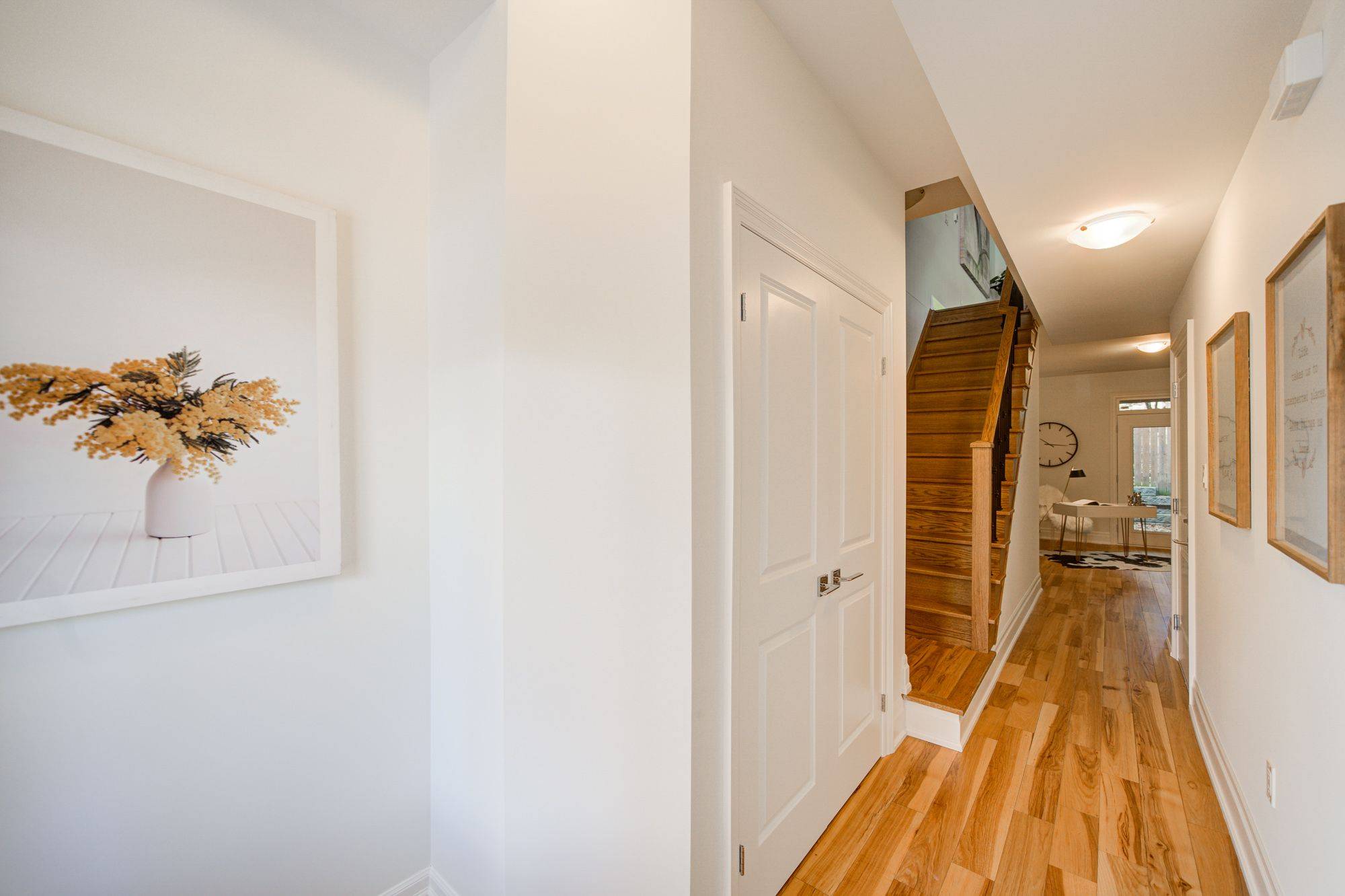 Hamilton, ON L9B 2G7,111 Wilson ST E #2