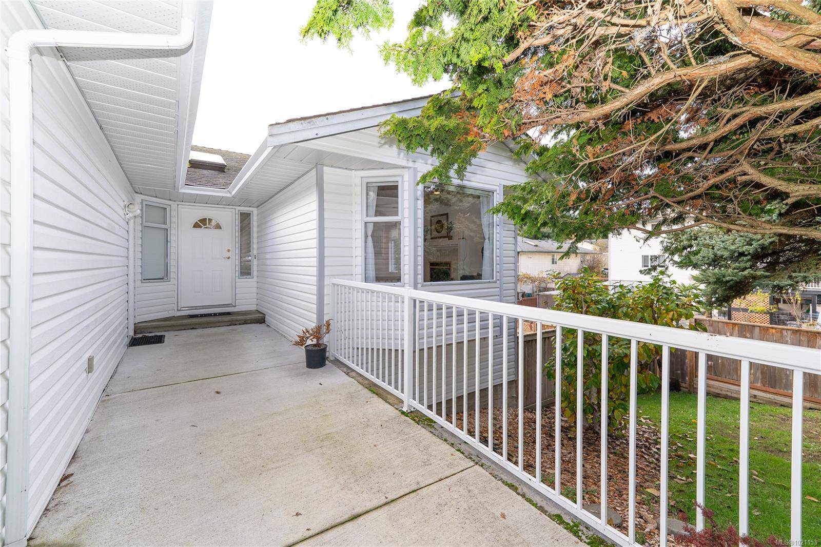 Sooke, BC V9Z 0H6,2236 Tara Pl