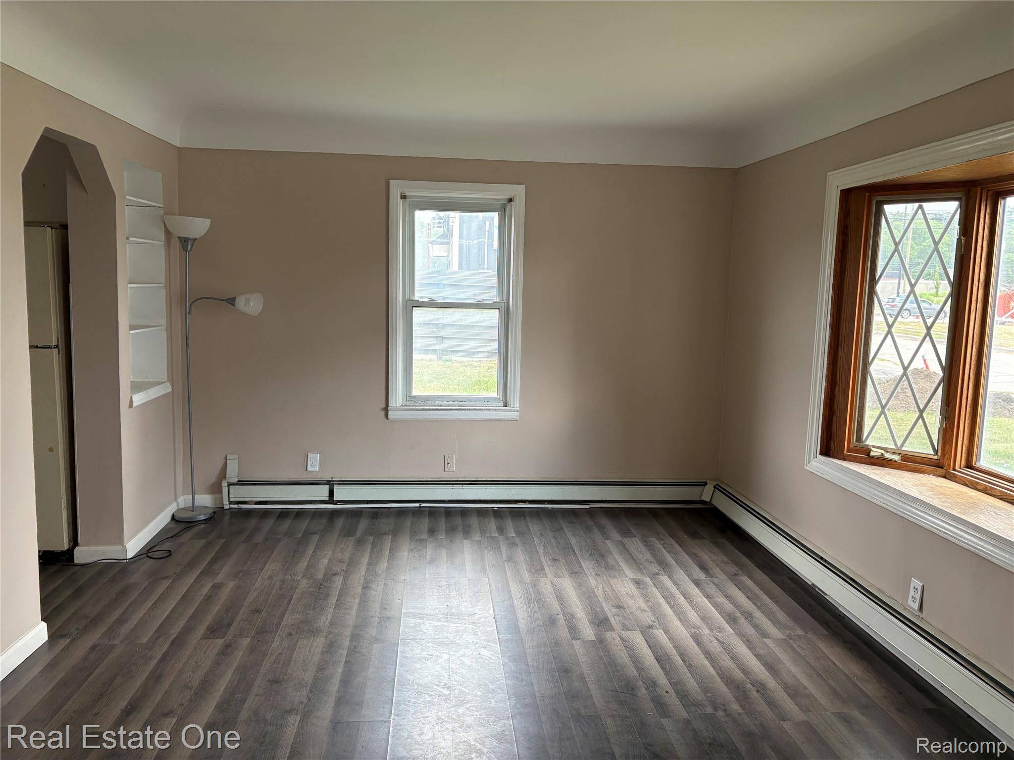 Warren, MI 48092,5873 Elmgrove AVE