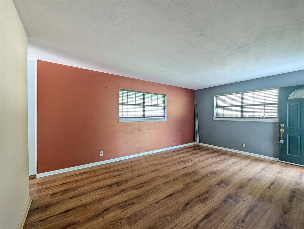 Denton, TX 76209,2924 Longfellow Lane