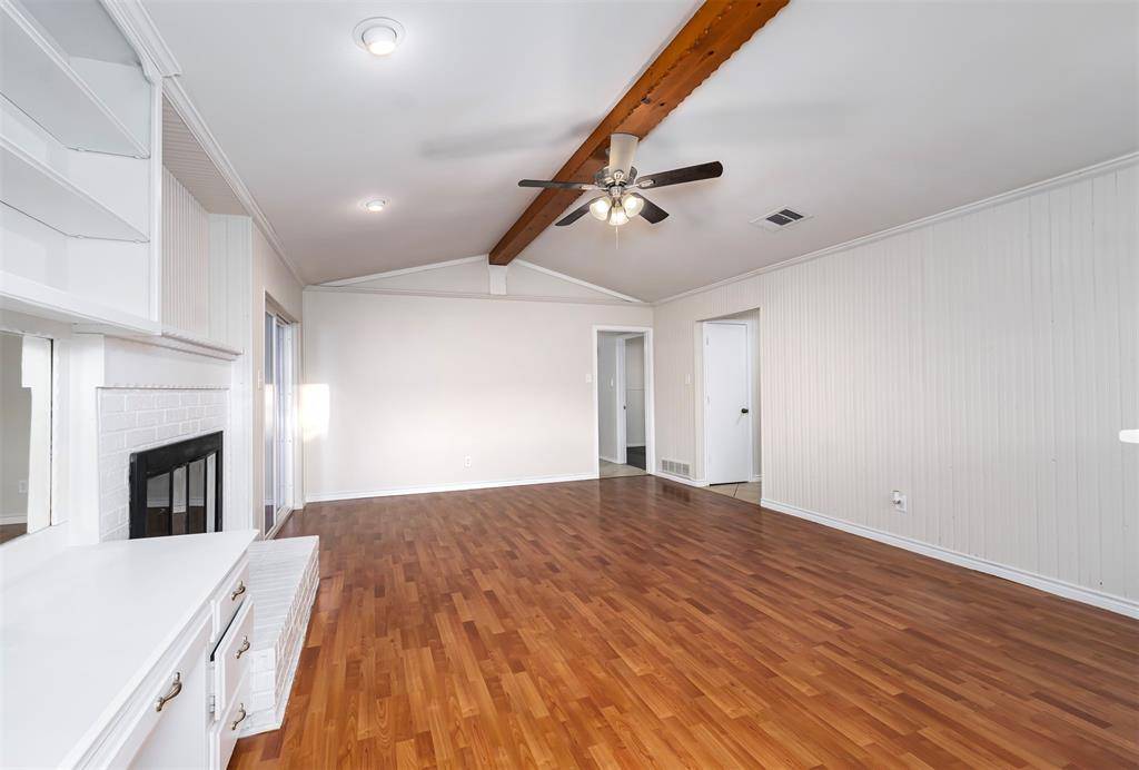 Arlington, TX 76015,1307 Glassboro Circle