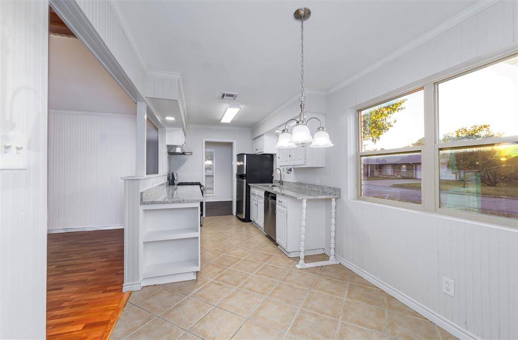 Arlington, TX 76015,1307 Glassboro Circle