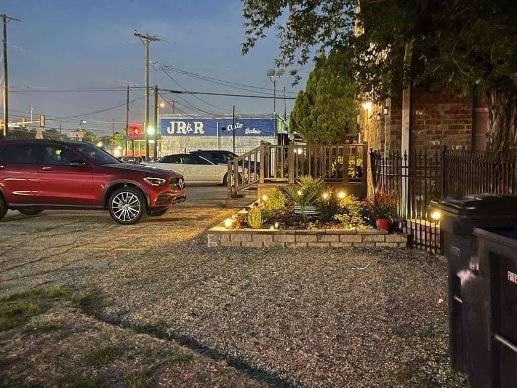 Fort Worth, TX 76111,2340 N Chandler Drive E