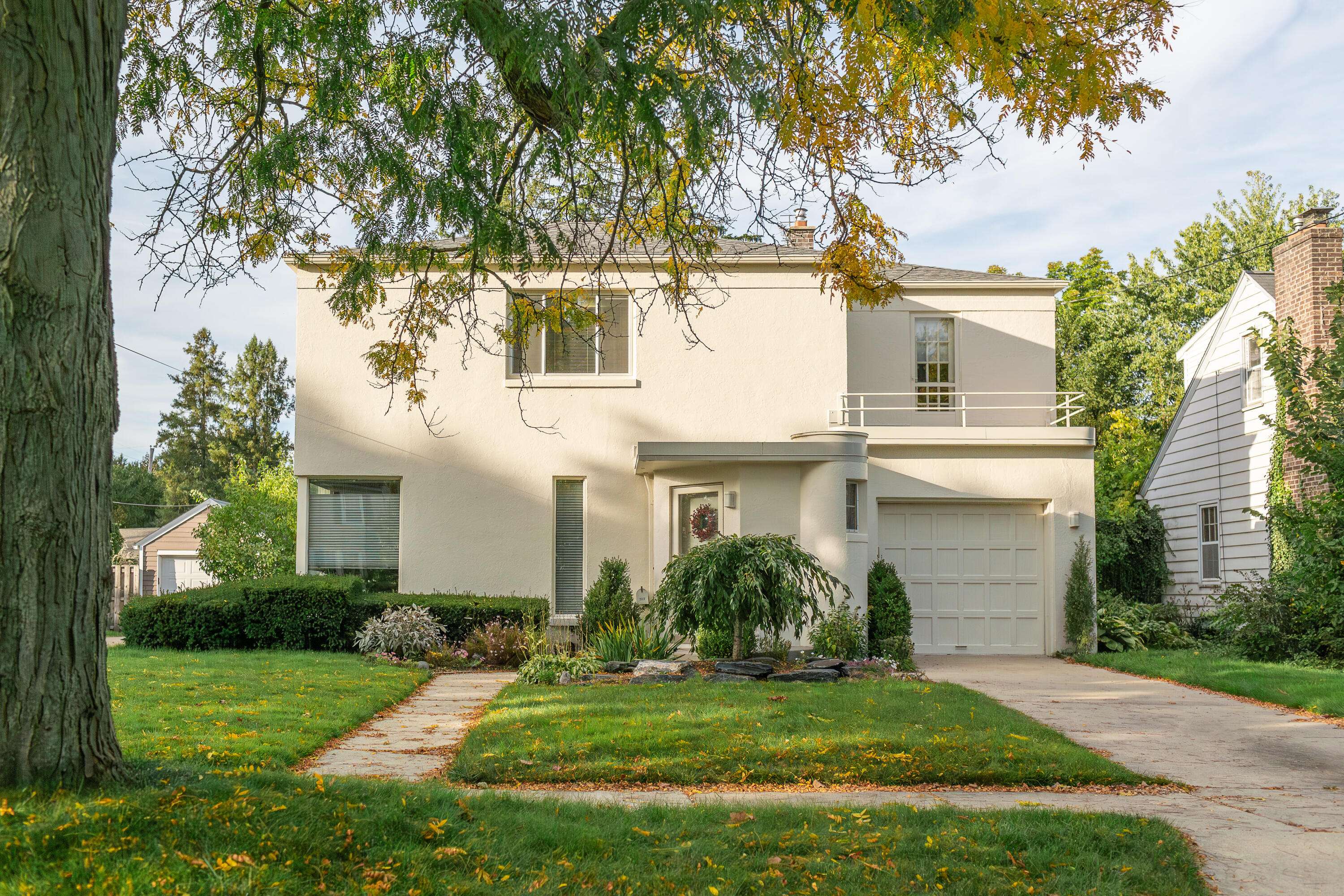 Grand Rapids, MI 49503,2117 Academy DR NE